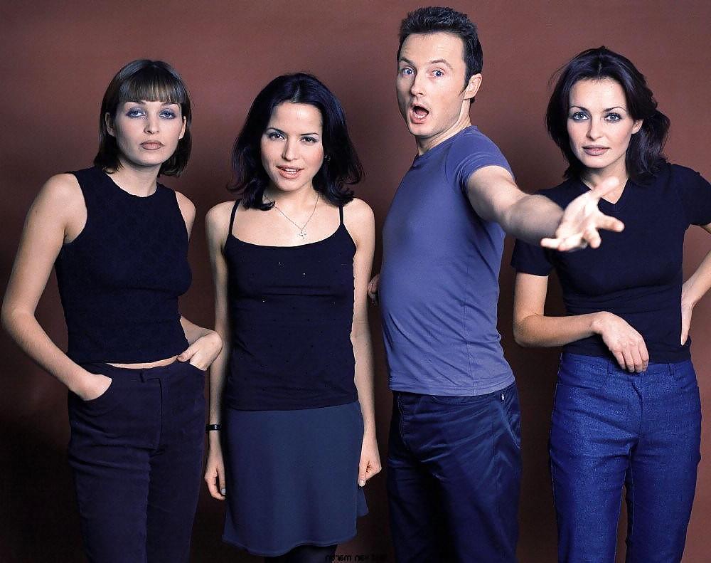 25P ANDREA CORR (The Corrs) small tits and so slutty