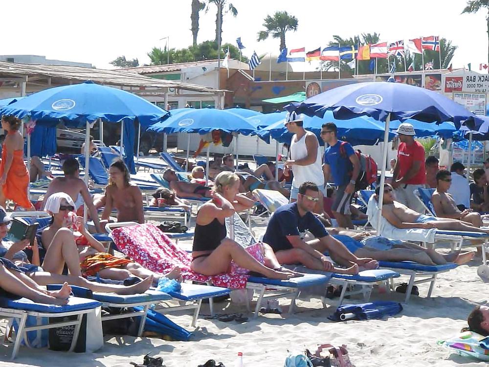 25P The beach 155