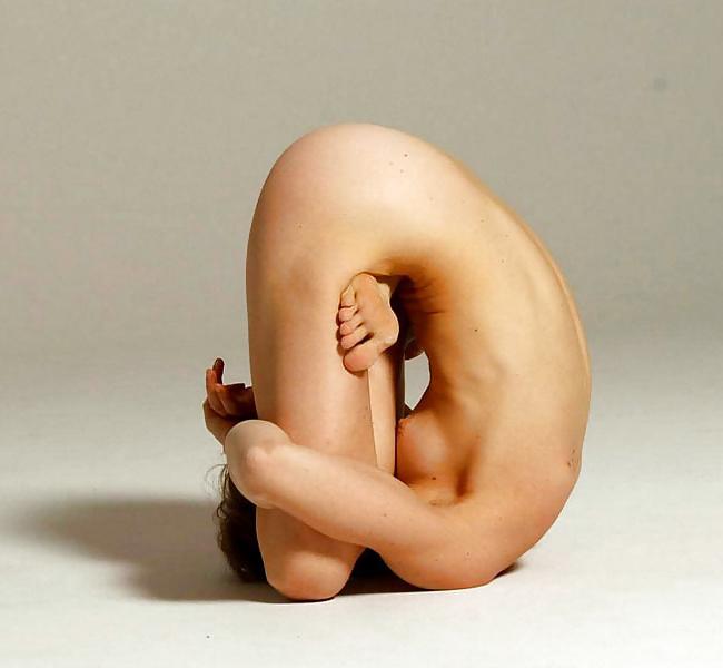15P Flexible Girls 1