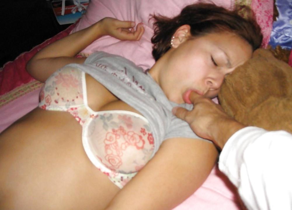 25P Girls Deepthroat Gallery 2