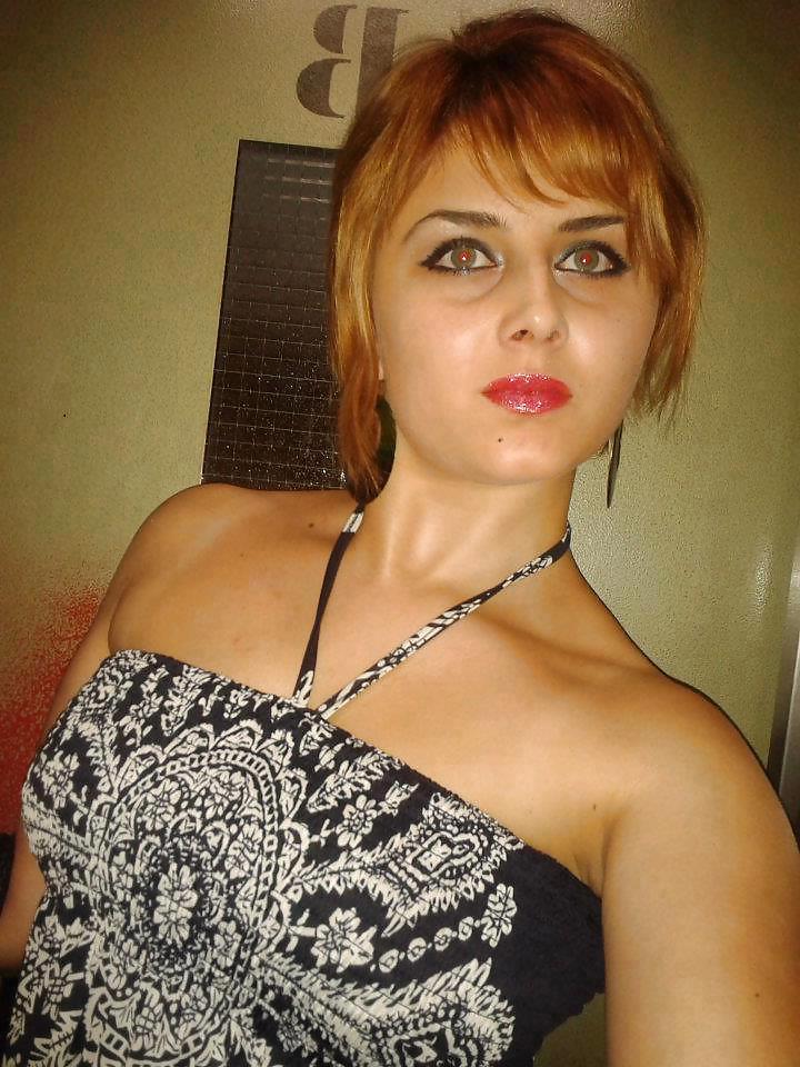 8P Turkish woman: asil