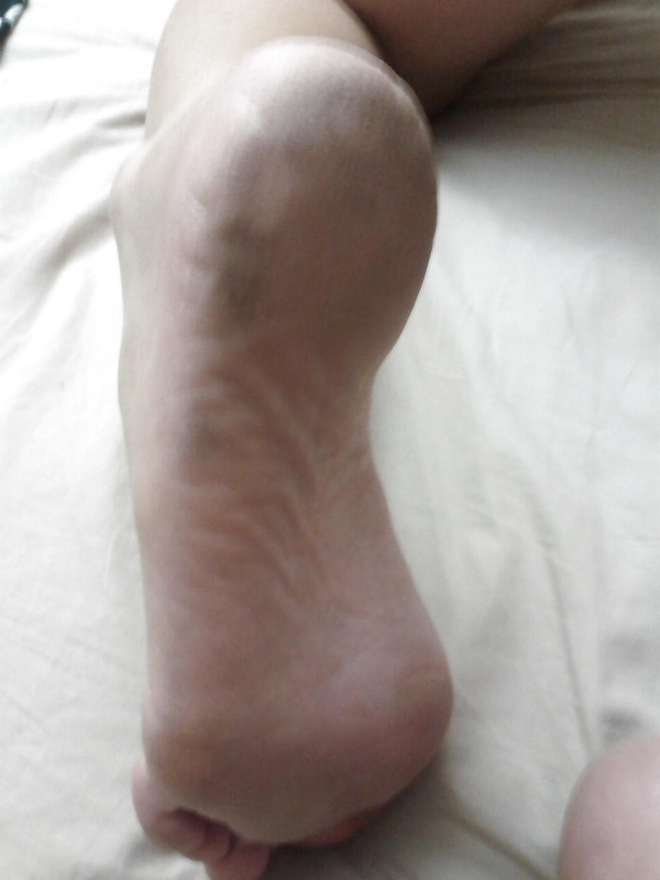 13P Foot fetish