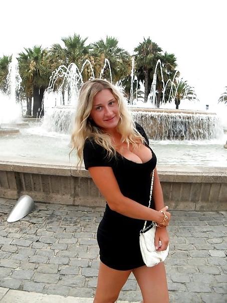 16P Busty Russian Woman 148