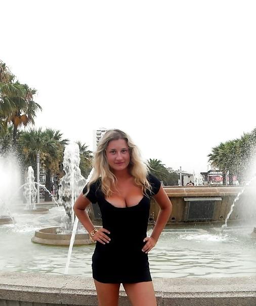 16P Busty Russian Woman 148