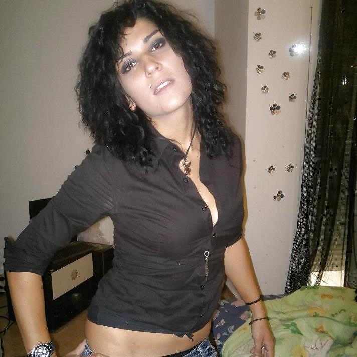19P Greek beauty: Ana