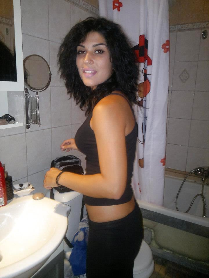19P Greek beauty: Ana