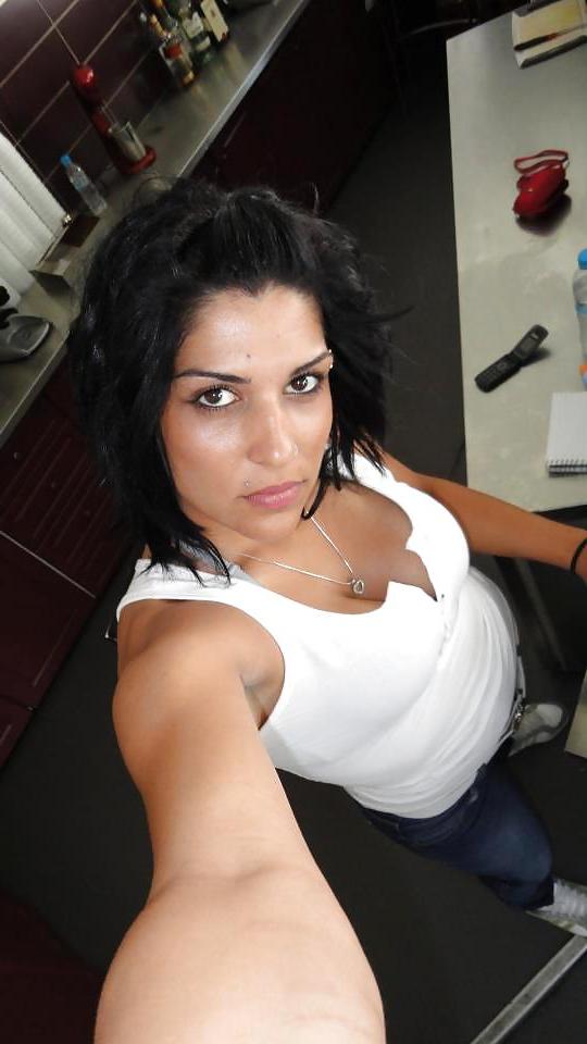 19P Greek beauty: Ana