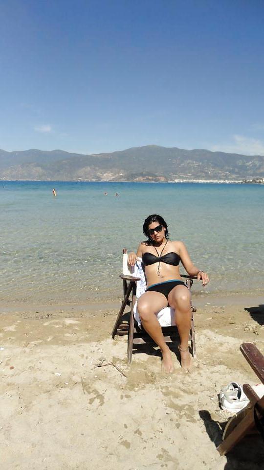 19P Greek beauty: Ana
