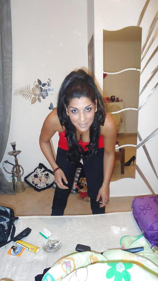 19P Greek beauty: Ana