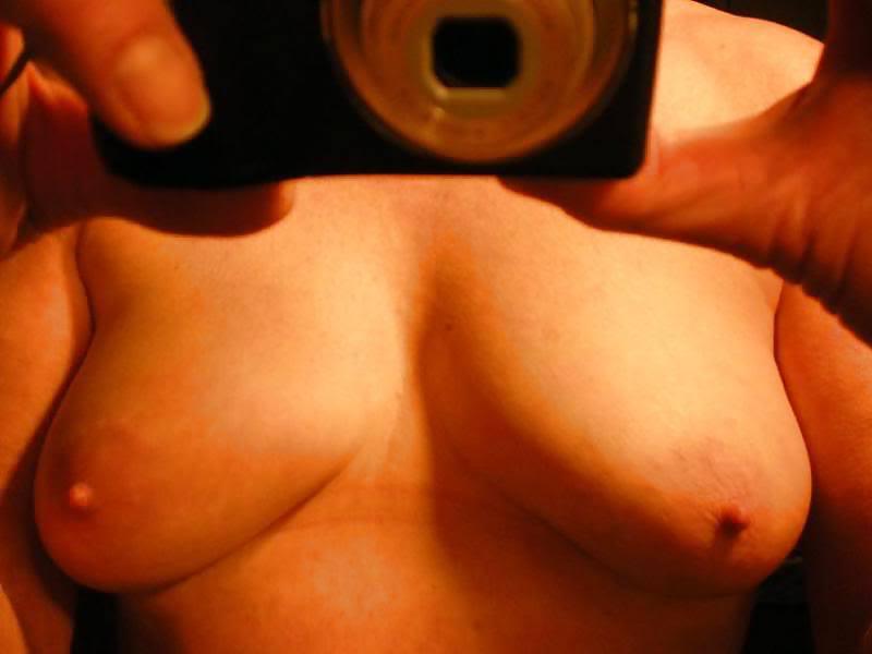 25P Mature Self Shots