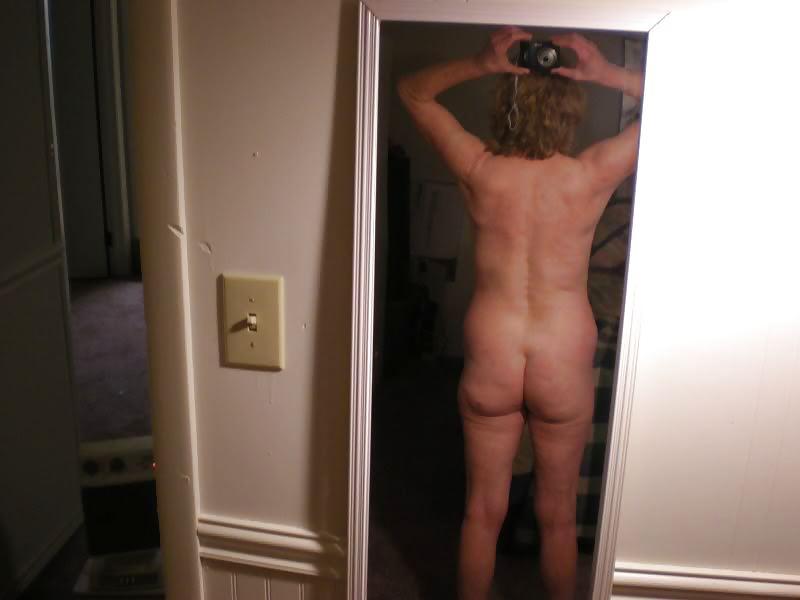 25P Mature Self Shots