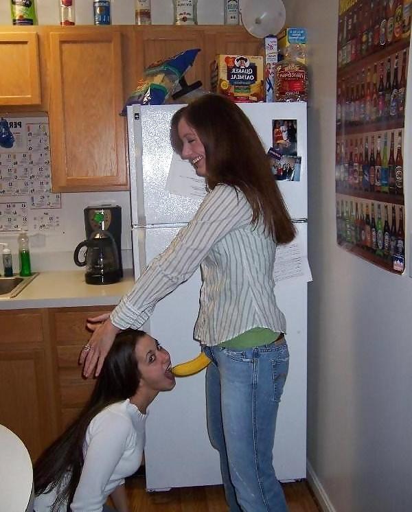 25P Girls Deepthroat Gallery 1