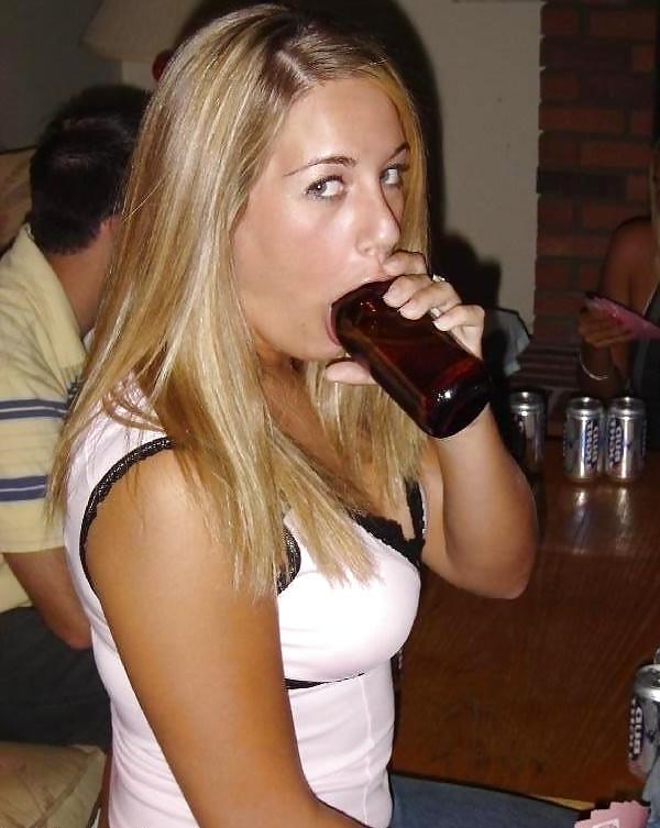 25P Girls Deepthroat Gallery 1