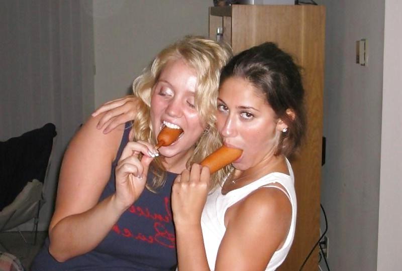 25P Girls Deepthroat Gallery 1