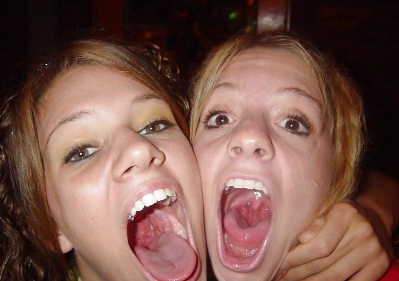 25P Girls Deepthroat Gallery 1