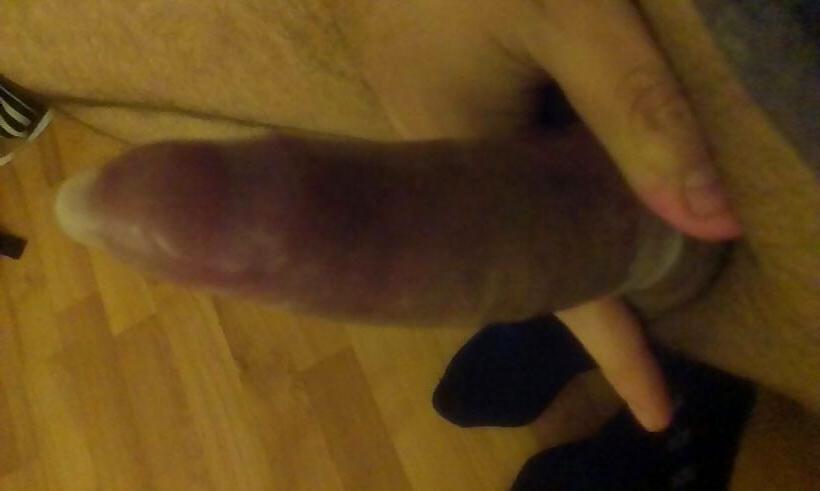 18P Small cock cum in condom