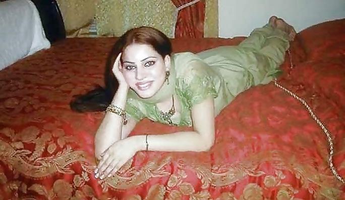 25P Desi Girls 2