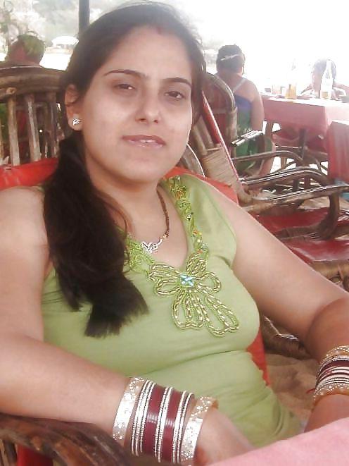 25P Desi Girls 2