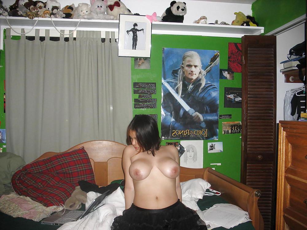 24P The Beauty of Amateur Latino Big Tits Teen