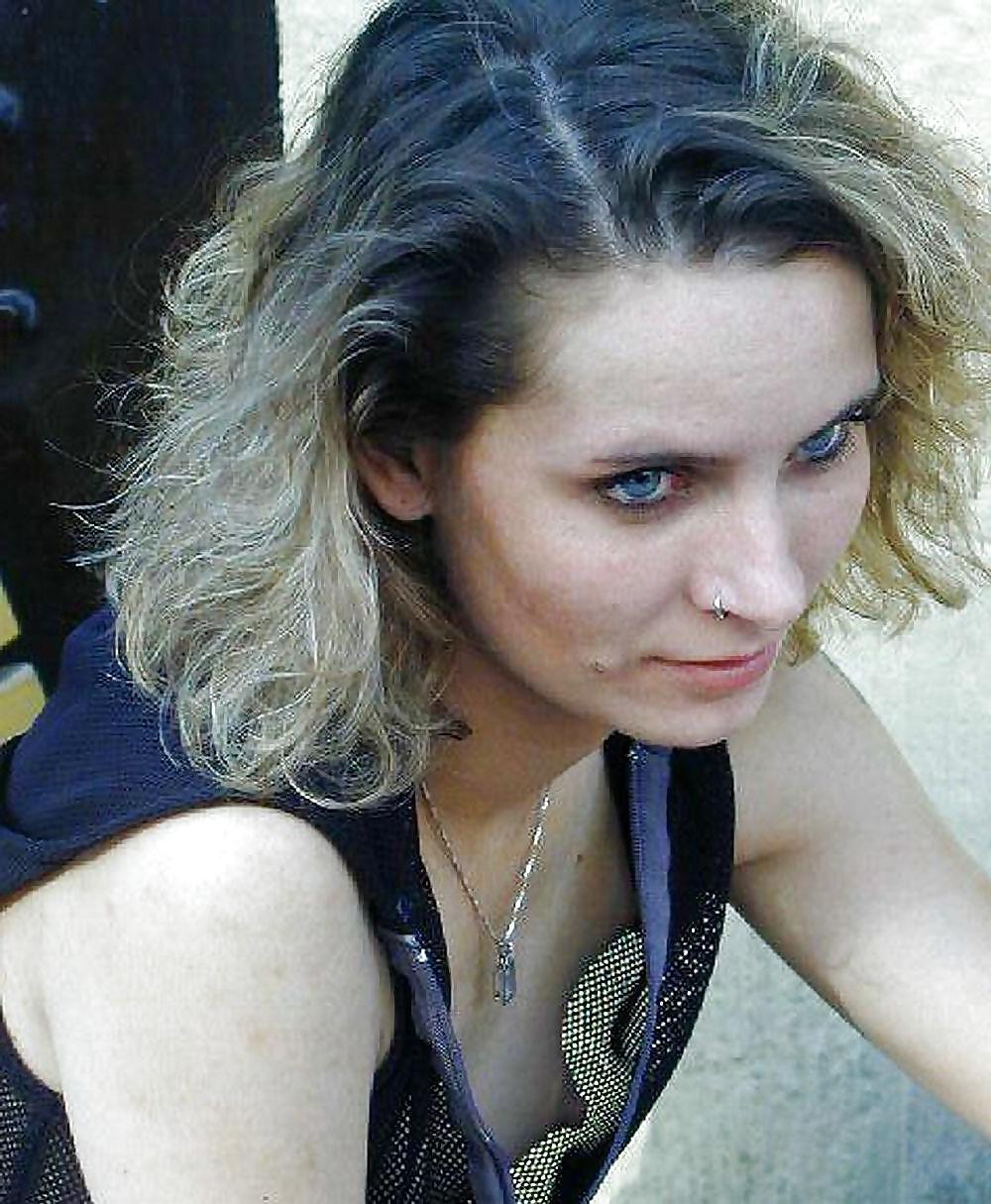 19P Downblouse & Nipple Slip 13