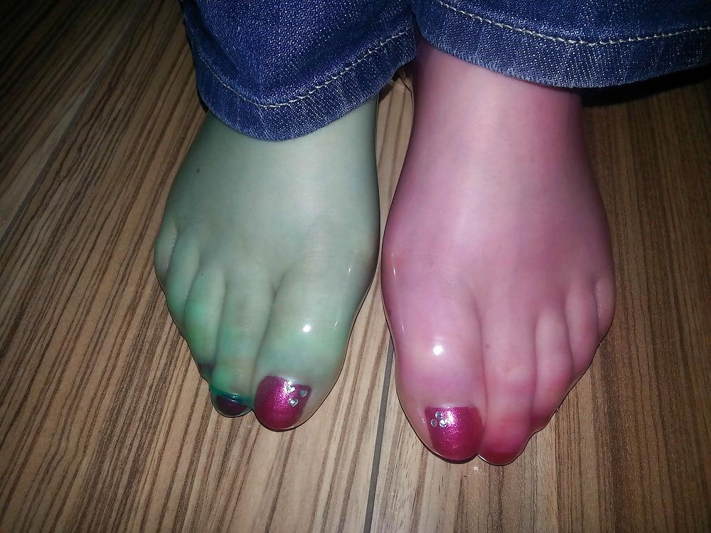 25P Ready for footjob - safer footjob condom feet