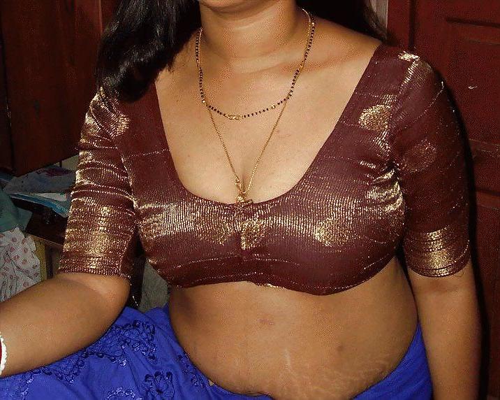 22P Indian aunty 106