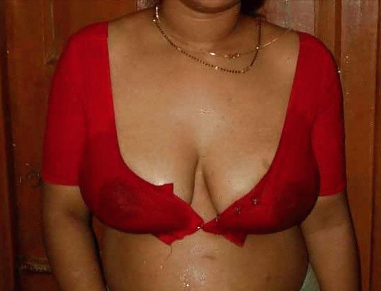 22P Indian aunty 106