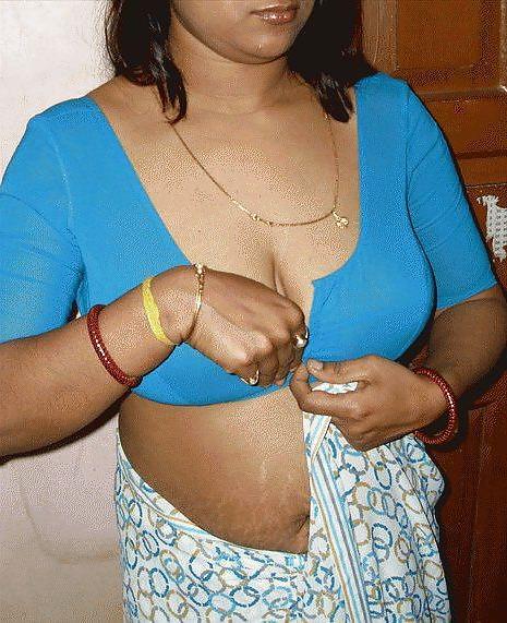 22P Indian aunty 106