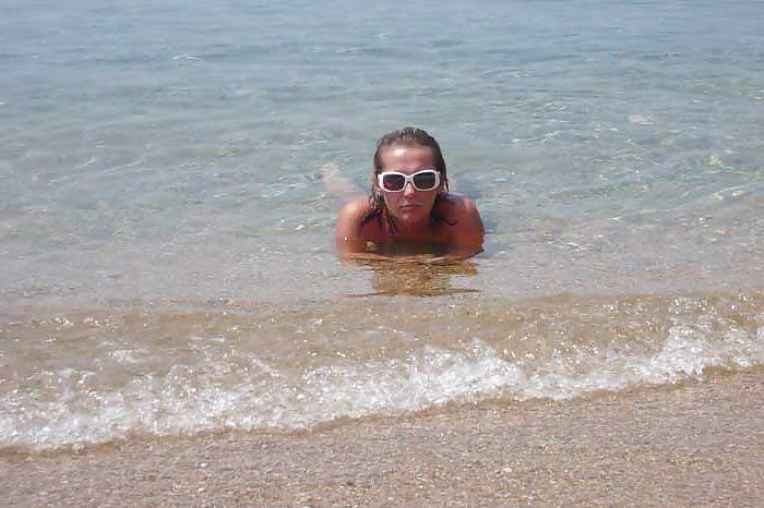 25P The beach 122