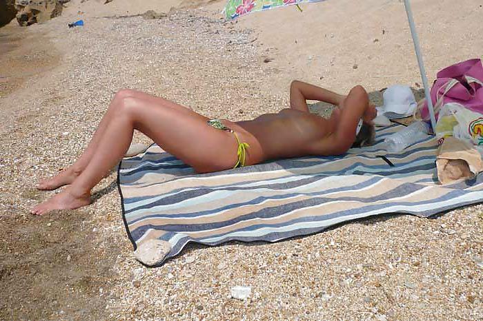 25P The beach 122