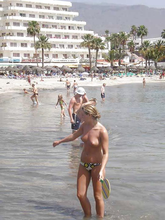 25P The beach 122
