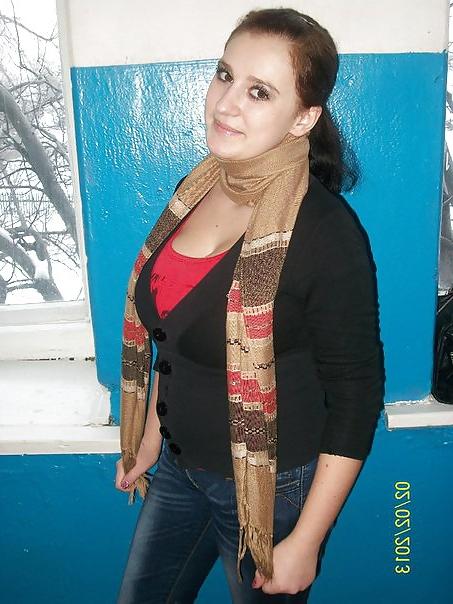 11P Busty Russian Woman 639