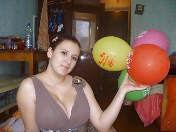 11P Busty Russian Woman 639