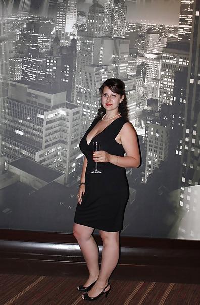 19P Busty Russian Woman 581