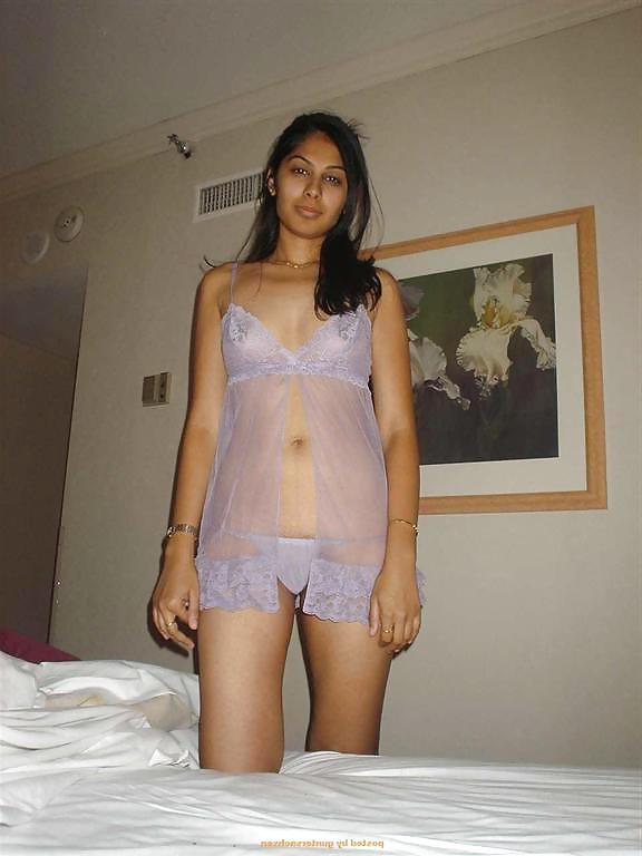 25P Naked desi girls