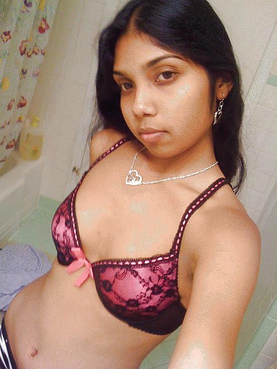25P Naked desi girls