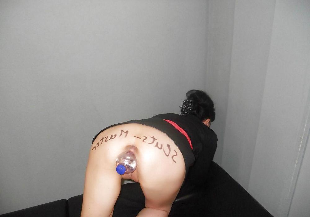 25P Tattoed fisting and dildo