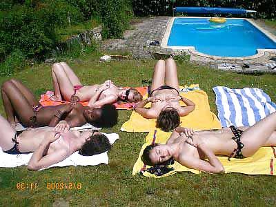 25P The beach 128