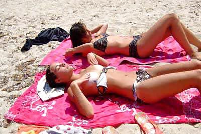 25P The beach 128