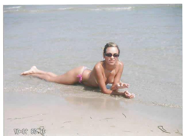 25P The beach 128