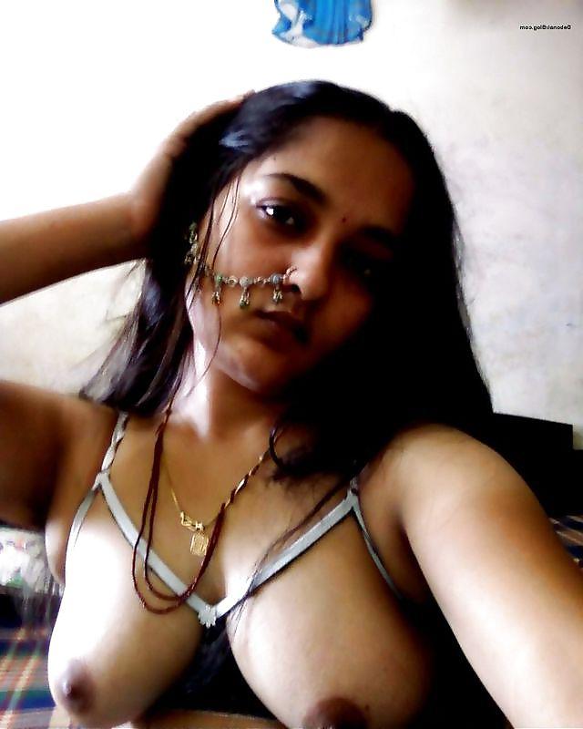 25P Naked desi girls