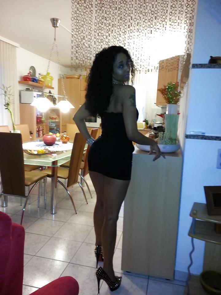 22P Cuban beauty: manuela
