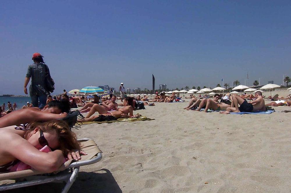 25P The beach 42