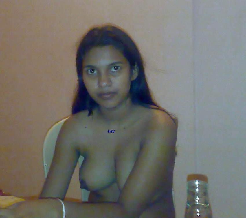 25P Naked desi girls