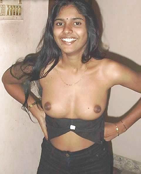 25P Naked desi girls