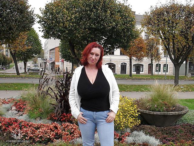 15P Busty Russian Woman 555