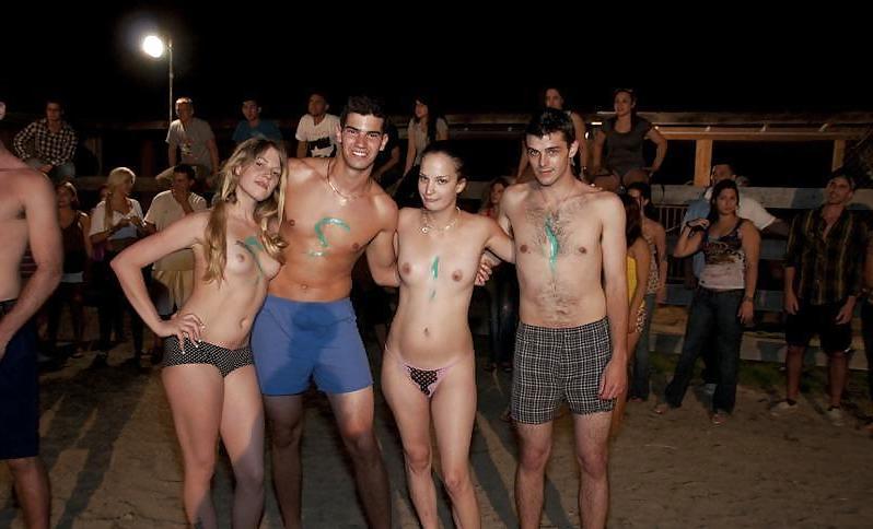 19P Crazy college students party 