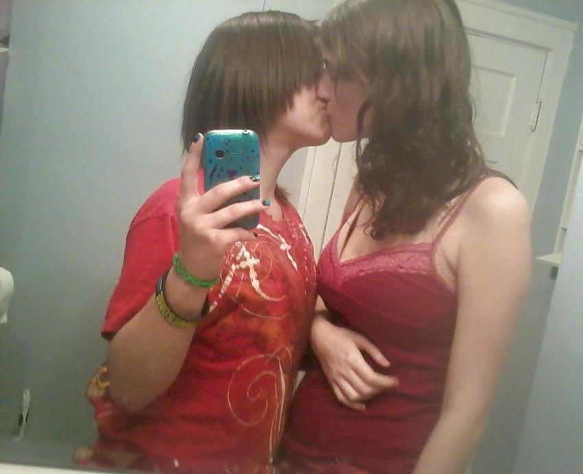 16P Teen lesbians kiss 