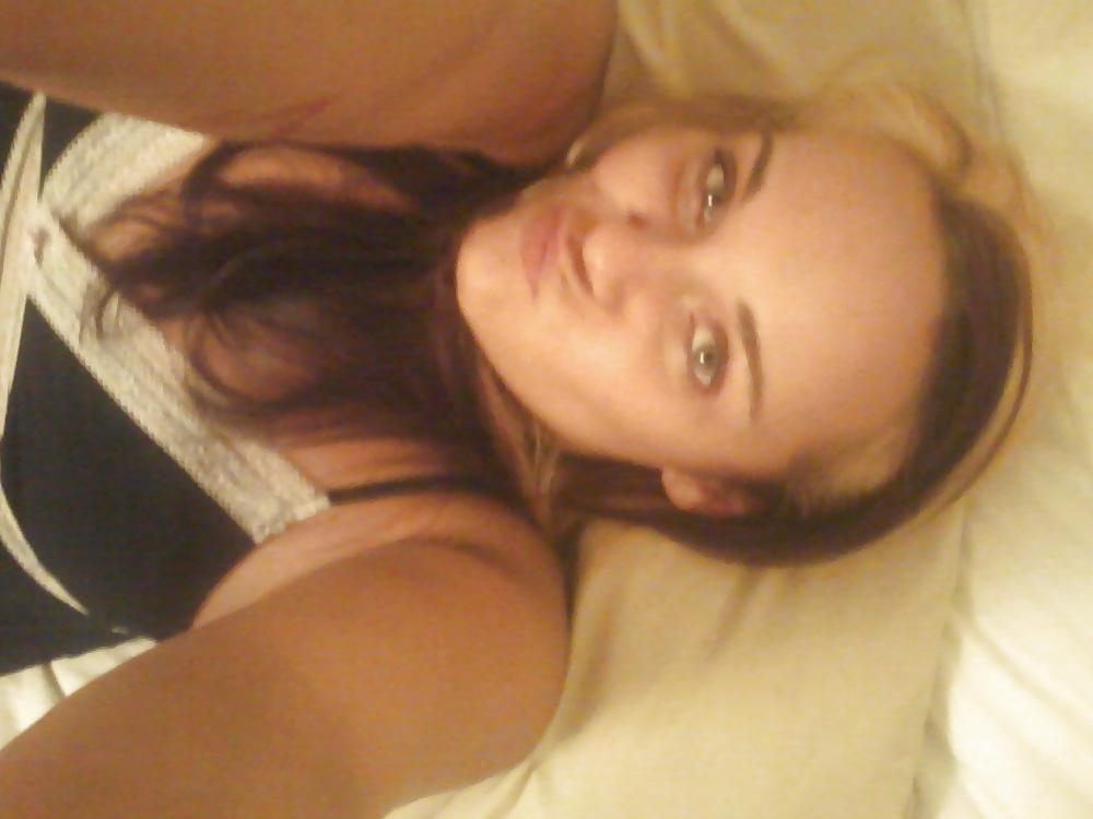 18P Sexies self shot
