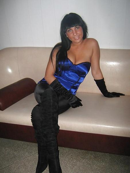 20P Busty Russian Woman 295